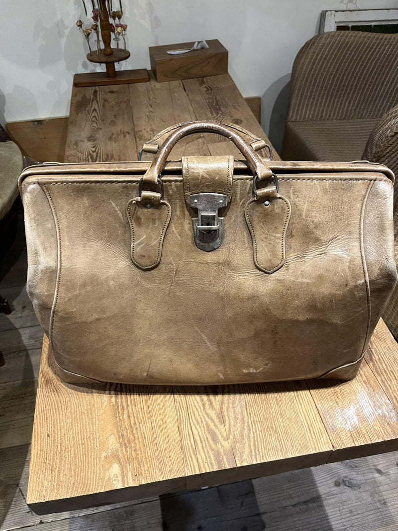 Leather doctor bag