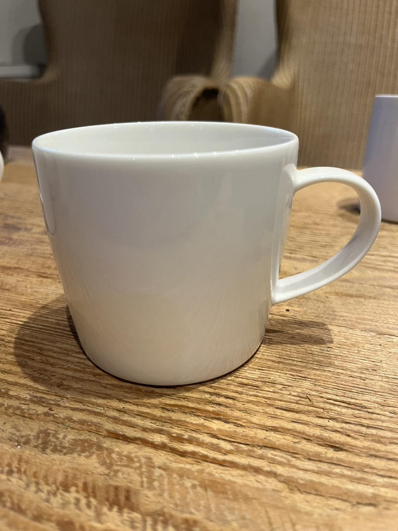 MUG_002