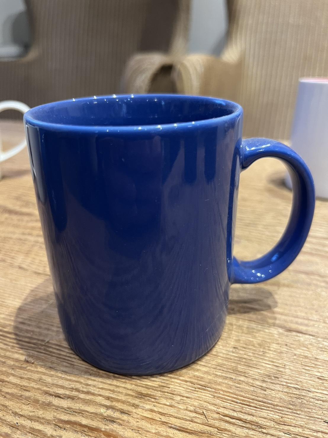 MUG_004