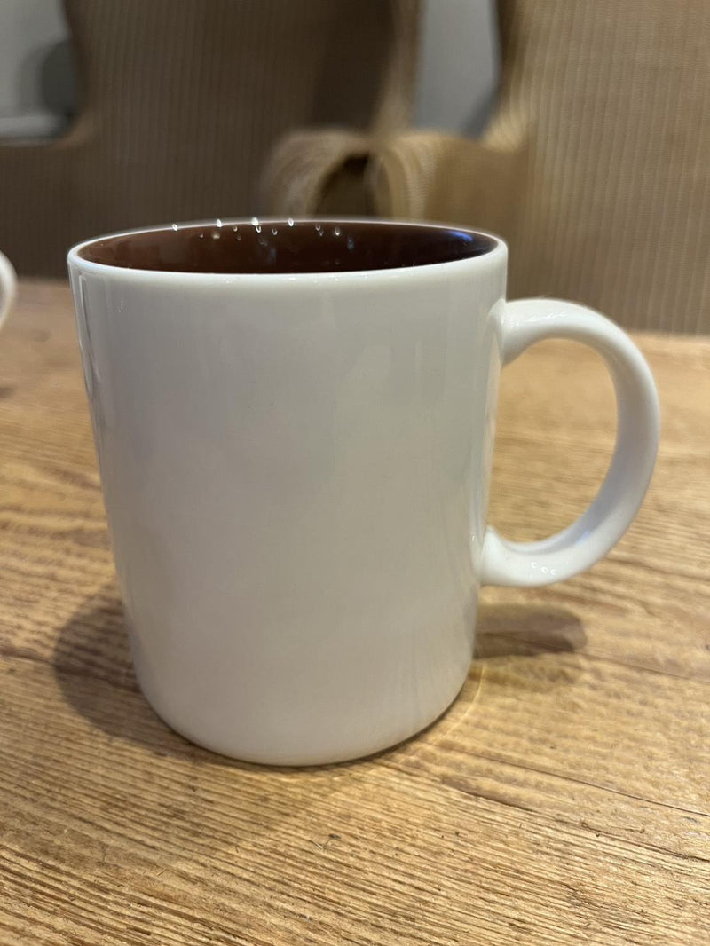 MUG_008
