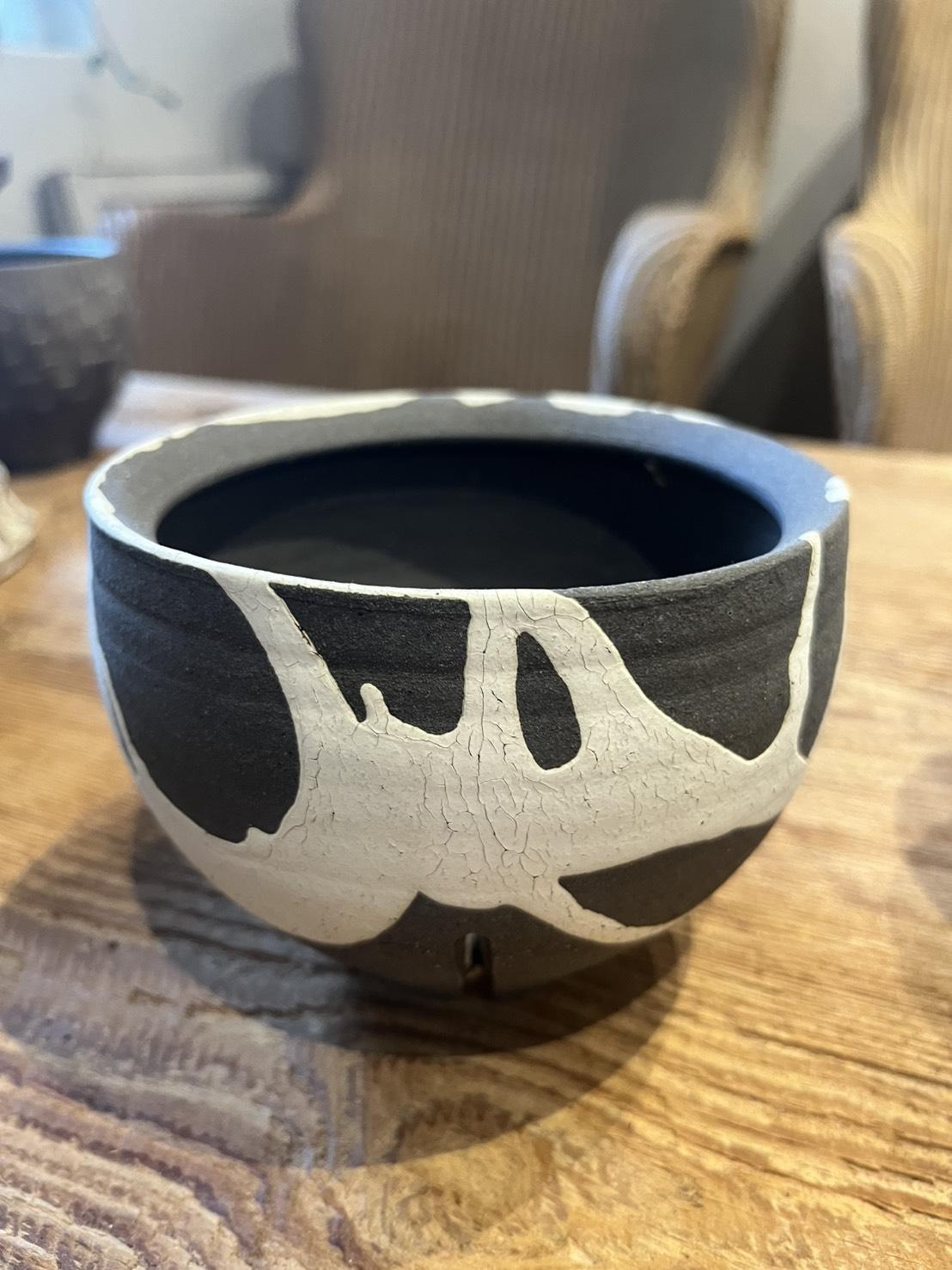 plant pot_030 黒ニ白 植木鉢