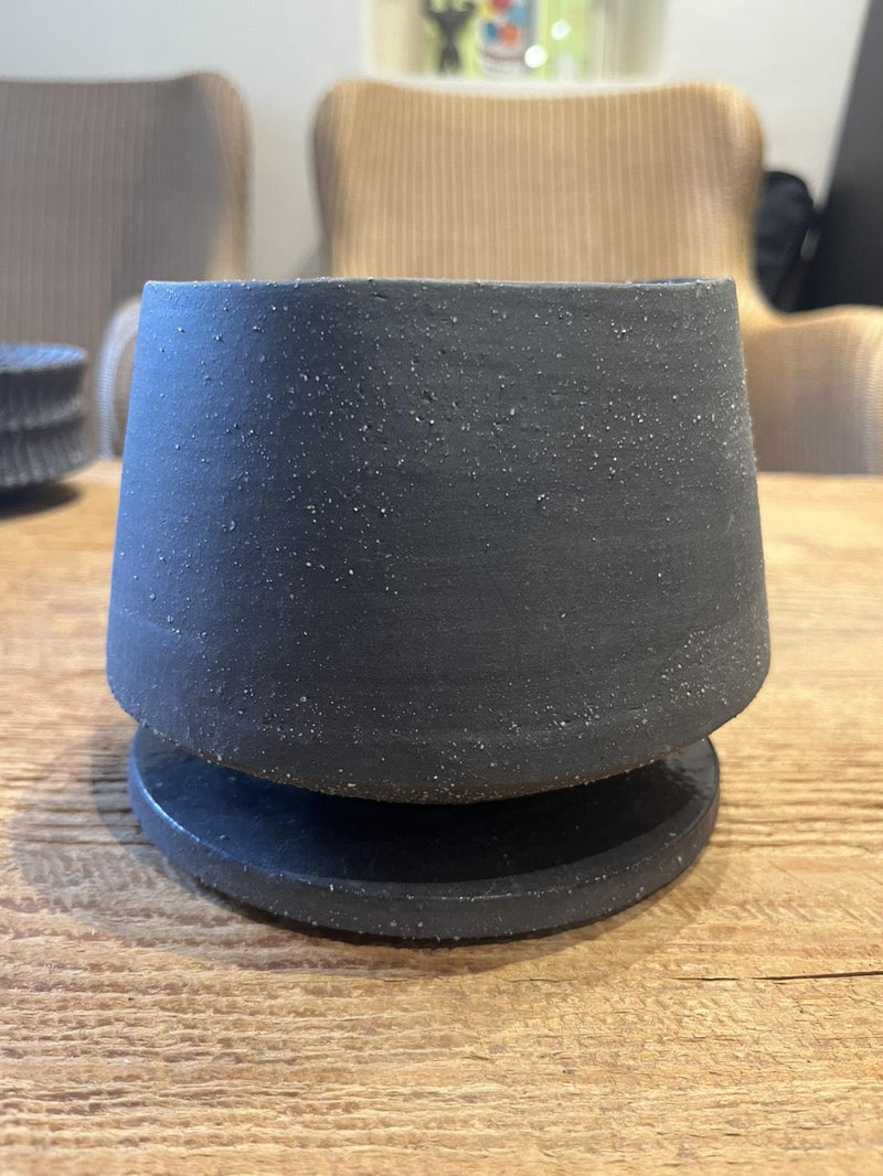plant pot_037